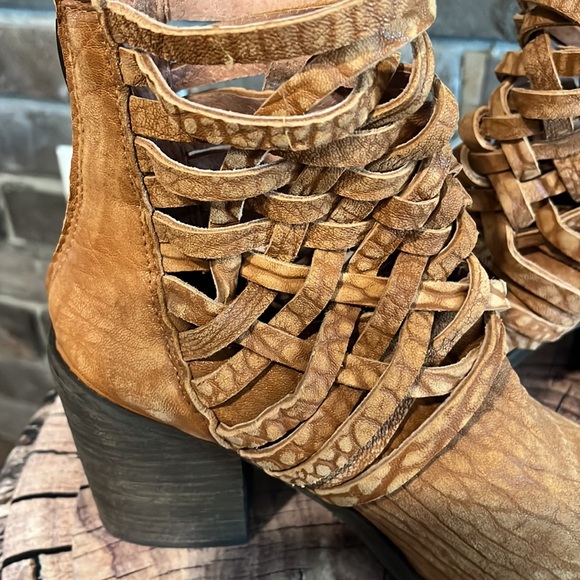 Free People bootie HOST PICK - Picture 7 of 9